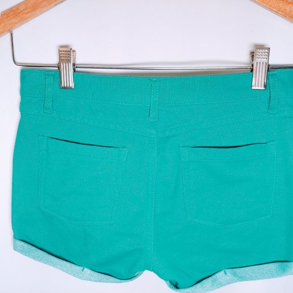 Shorts - Picture 2 of 3